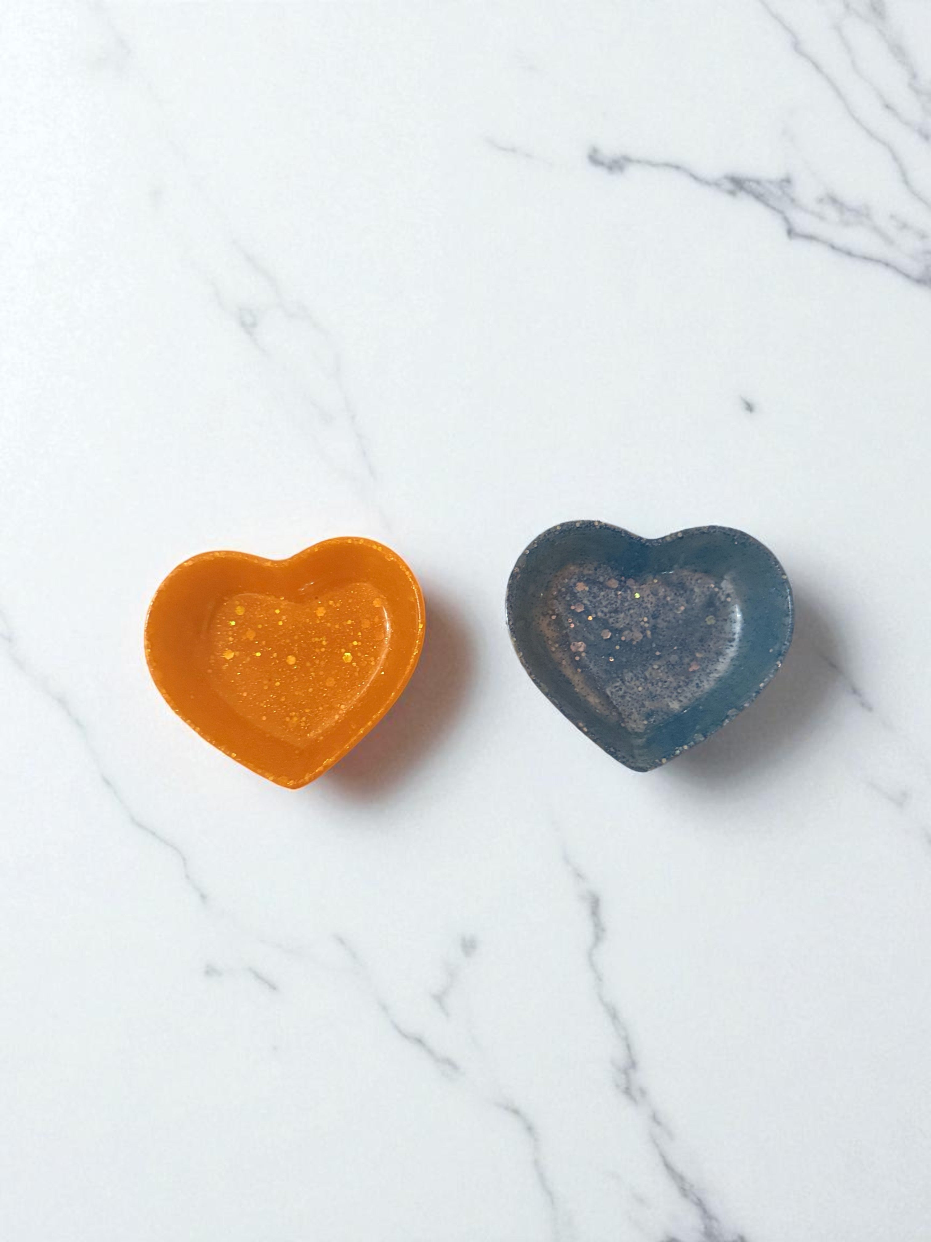 Handmade Heart-Shaped Resin Trinket Dishes – Glittery Jewelry Holder, Ring Dish, Gift for Her